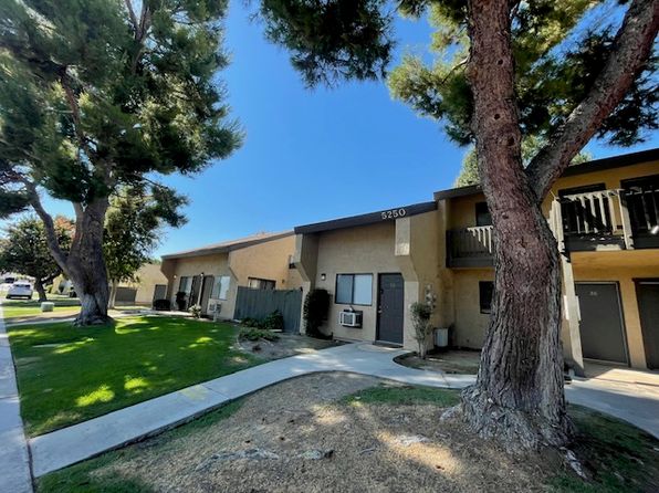 Baywood Apartments | 5250 Belle Ter, Bakersfield, CA