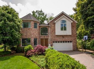 48 Westervelt Pl, Cresskill, NJ 07626