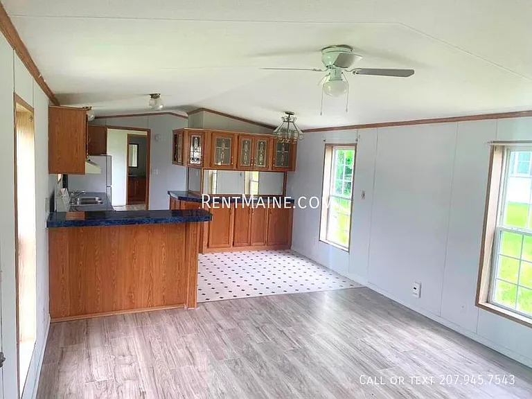 7 Bearberry Rd — Photo 2