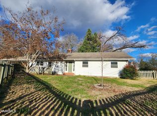 105 Euclid Pl, Oak Ridge, TN 37830