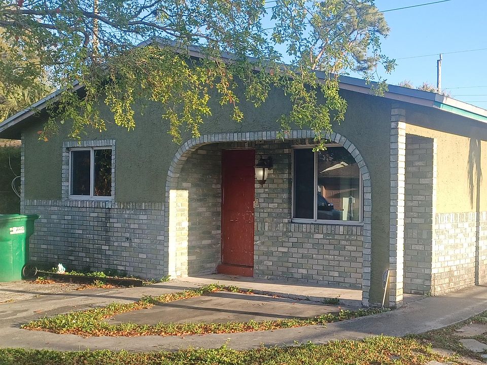 1st image of 2828 NW 9th Place
