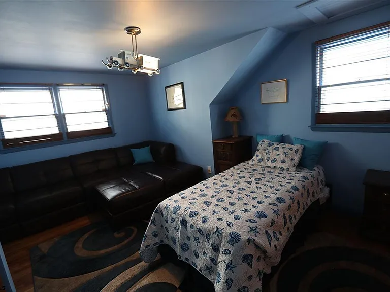 14 S Swarthmore Ave — Photo 11