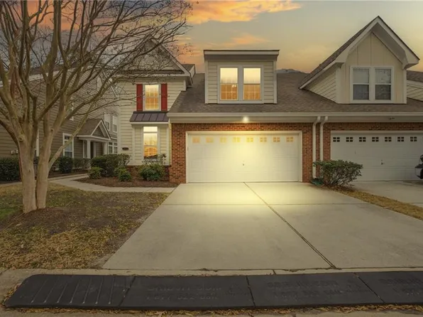 5453 Paperwhite Ln, Virginia Beach, VA 23455