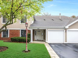 402 Sandalwood Ln APT C1, Schaumburg, IL 60193