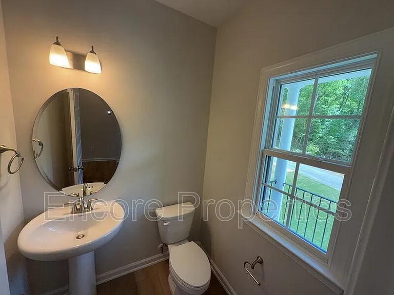 135 Little Gem Ln — Photo 10