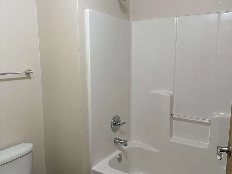 Westport Apartments — Photo 29