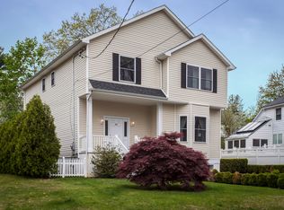 90 Old Mamaroneck Road, White Plains, NY 10605