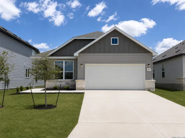 4141 BERMUDA LN, Seguin, TX 78155