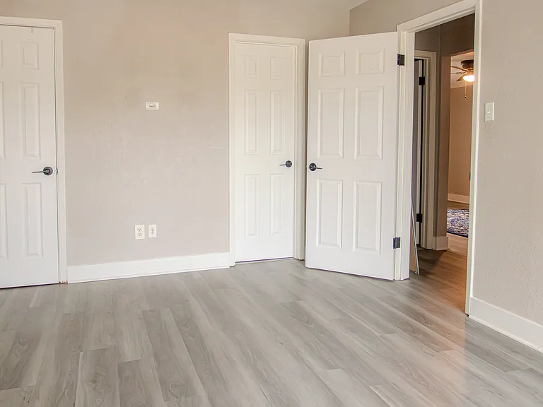 404 Carter Dr #A — Photo 7