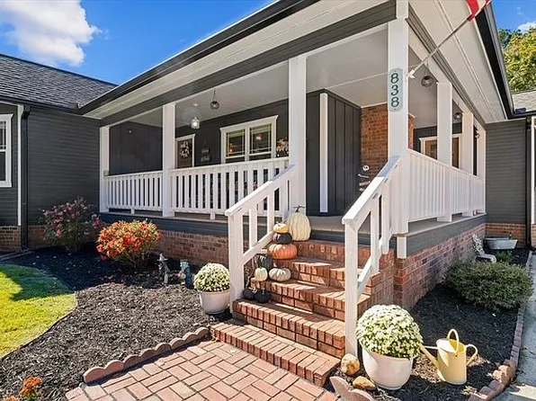 838 Wildwood Dr, Chatsworth, GA 30705