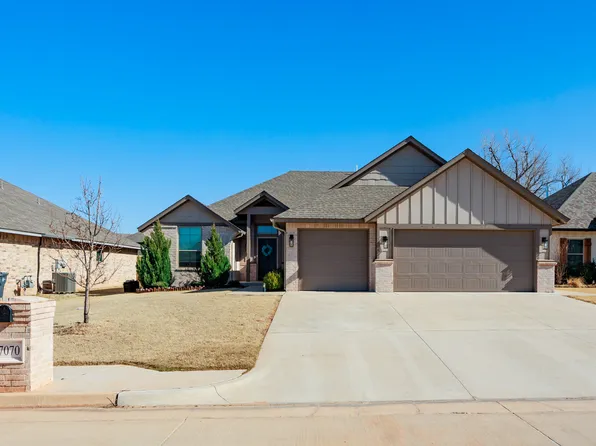 7070 Richardson Ct, Warr Acres, OK 73132