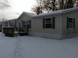 196 Le Grand Ct, White Lake, MI