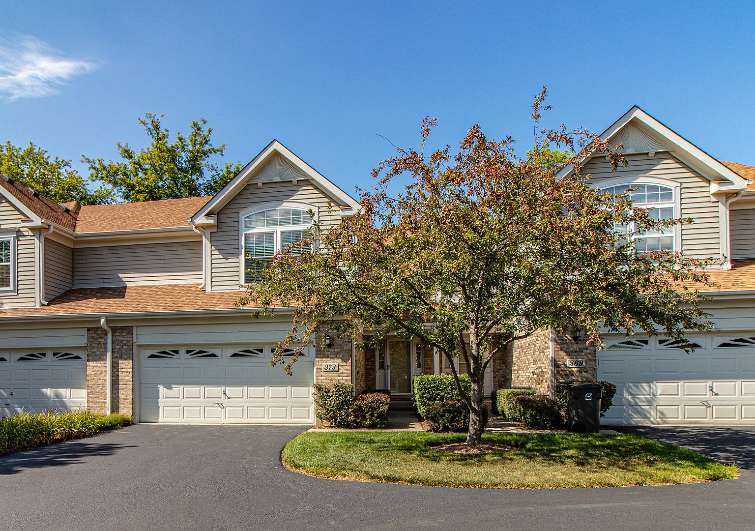 373 Bloomfield Ct Vernon Hills Il 60061 Mls 11238022 Zillow