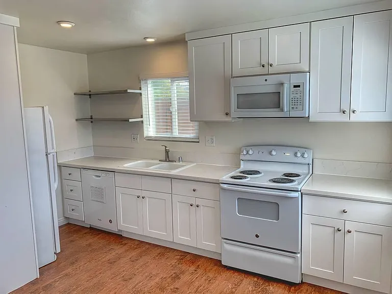 2300 Delaware St #5 — Photo 4