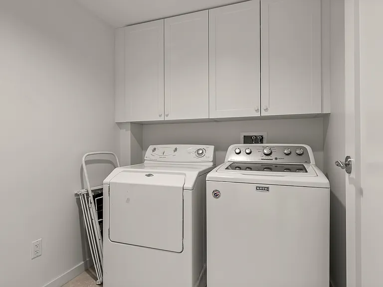 5430 La Jolla Blvd #C302 — Photo 29