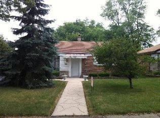 2251 Hawthorne Rd, Homewood, IL 60430