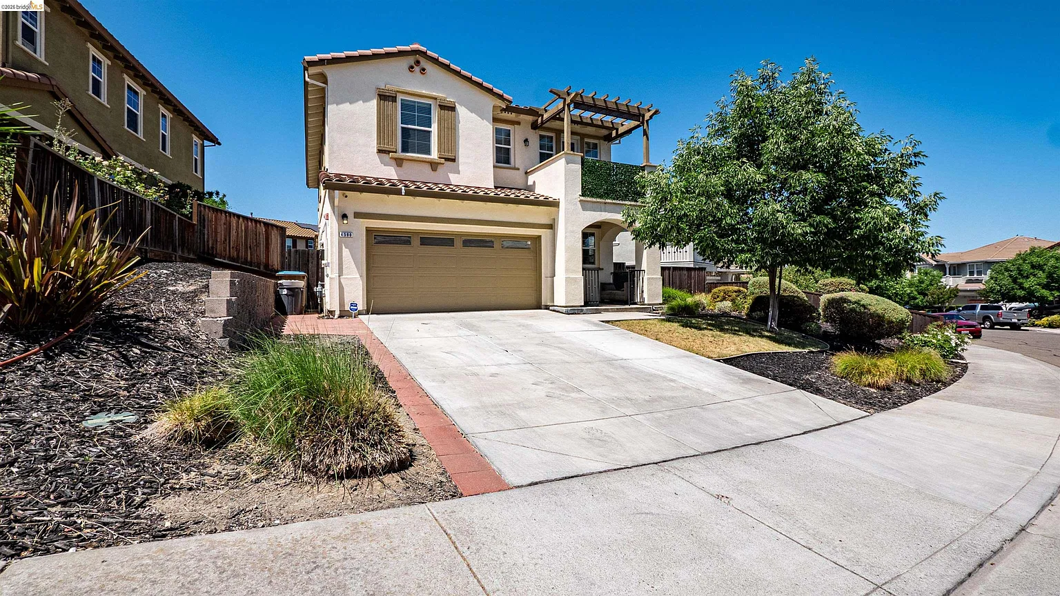 4590 Donegal Way photo 1