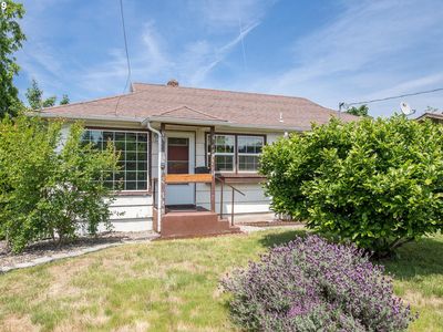 430 E Berkeley St, Gladstone, OR, 97027