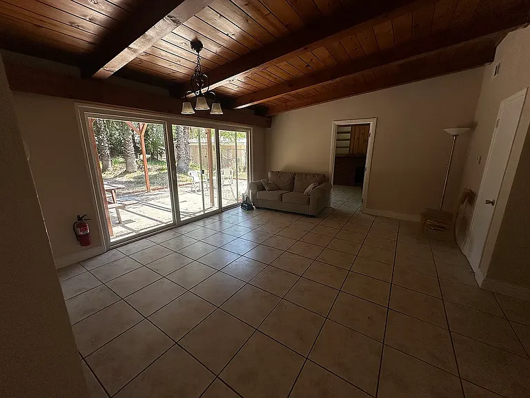 3598 Mount Vernon Ave — Photo 12