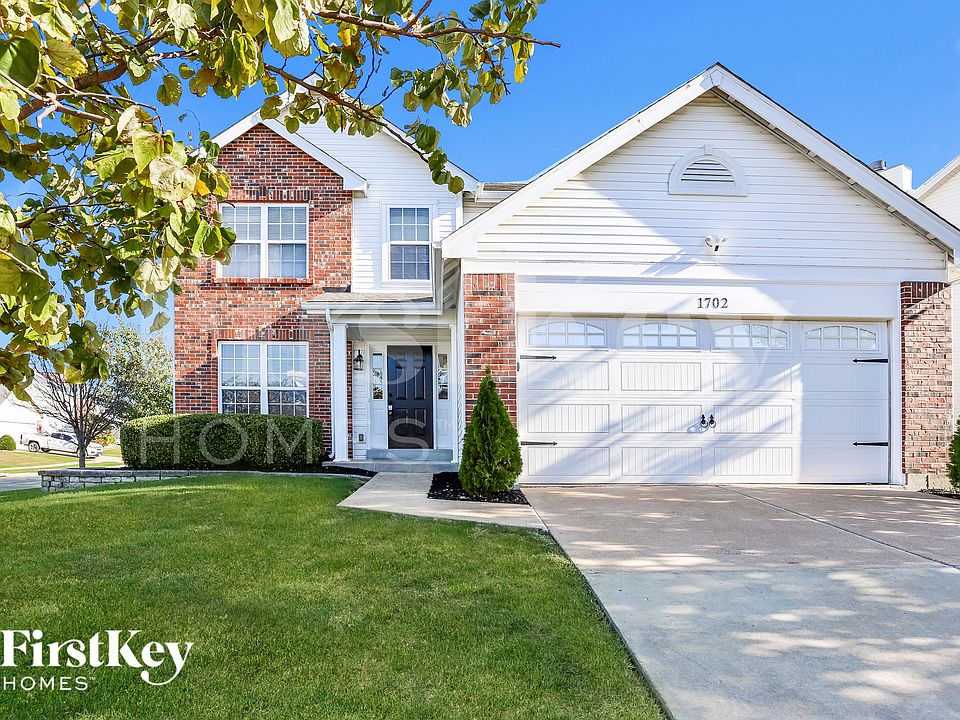 1st image of 1702 Briarmanor Dr