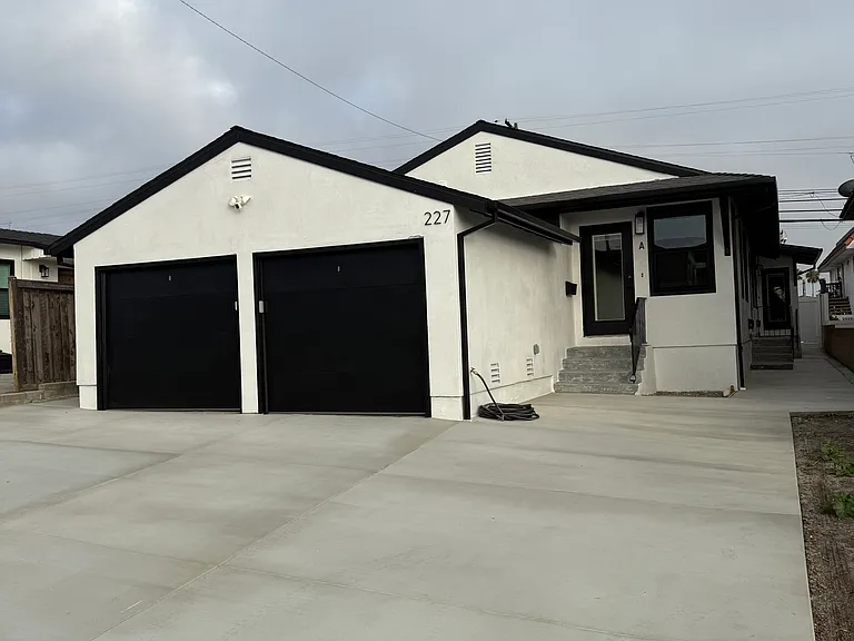227 Avenida Serra #A — Photo 1
