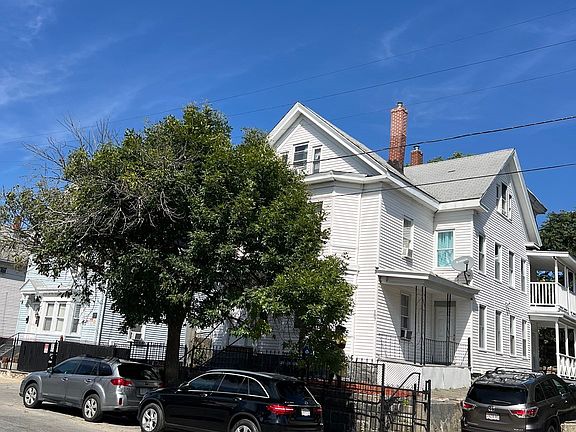 2nd image of 107 Oxford St