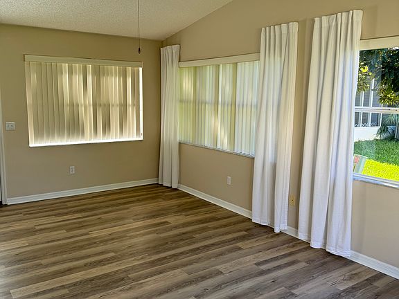 5th image of 5634 Palermo Pl