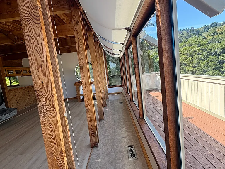 858 Marin Dr — Photo 11