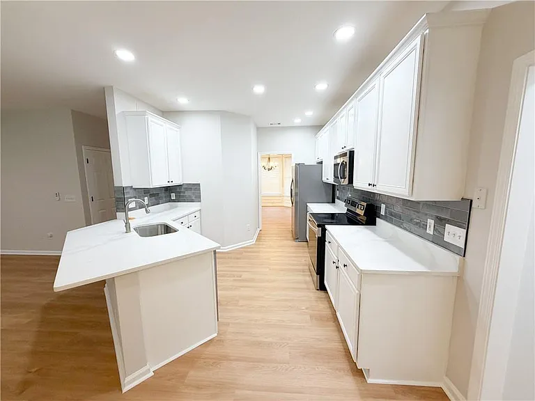 2955 Chadbourne Trl — Photo 5