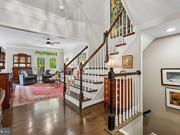 4th image of 17963 Dumfries Cir