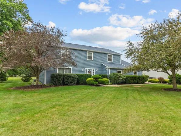 1006 W Bogart Rd, Sandusky, OH 44870