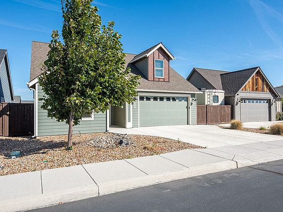 4th image of 4270 SW 43rd St