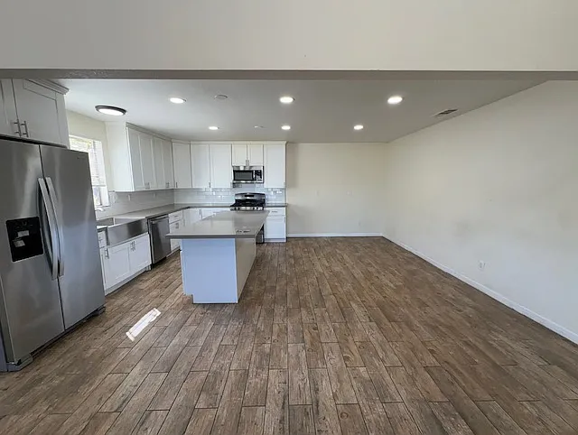 2339 Madroncillo St — Photo 6