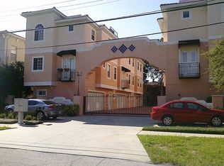 3025 W Grovewood Ct #1, Tampa, FL 33629
