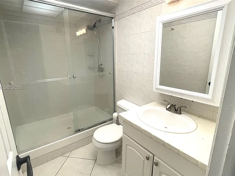 200 S Birch Rd #604 — Photo 20