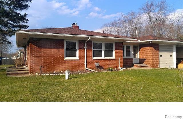 2nd image of 6364 Sunnydale Rd