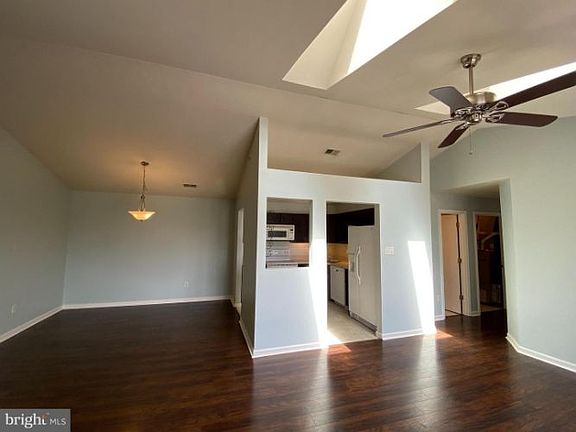 5th image of 152-11 Brookland Ct