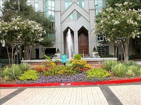 Life Of Luxury..Upscale Buckhead Highrise 