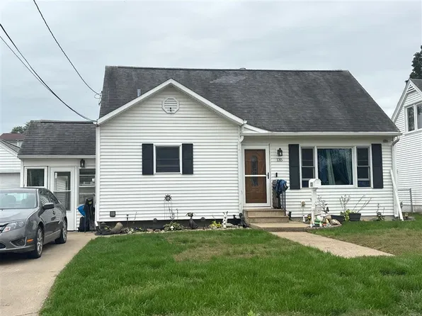 135 19th Ave SW, Cedar Rapids, IA 52404