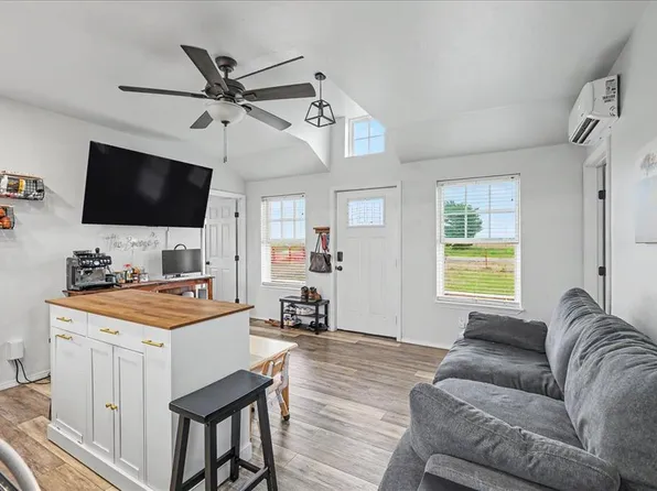 8955 N Highway 74 St, Crescent, OK 73028