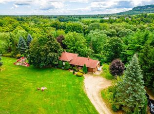 6101 Walkers Line, Burlington, ON L7M 0R2