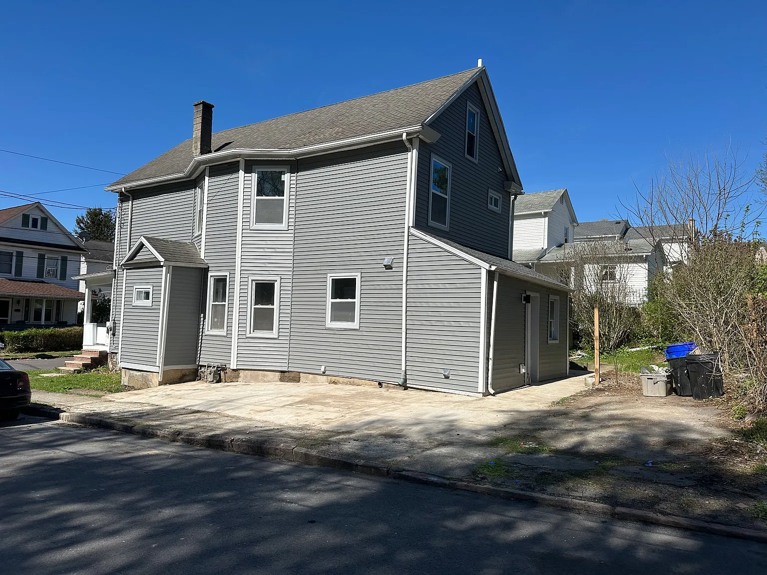 4 bed, 1.5 bath, 1800 sqft, $1,750 — Photo 3