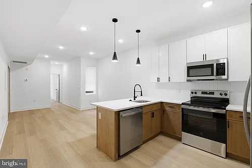 2223 N 22nd St Photo 1