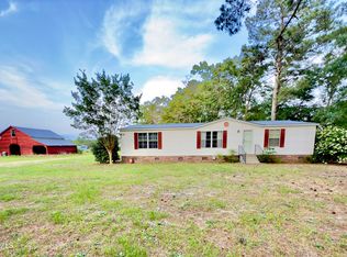 5175 Tobacco Rd, Orrum, NC 28369