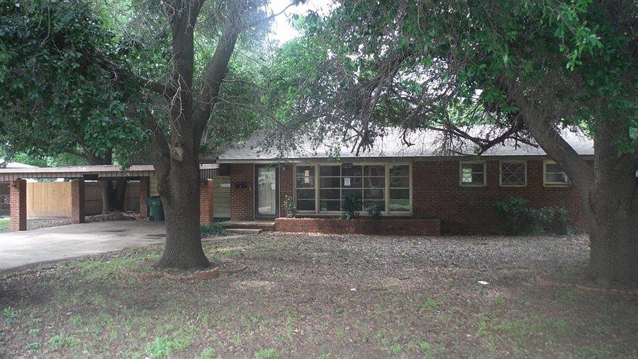 1st image of 801 Meadow Dr