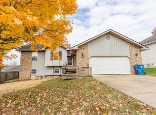 709 E Bryant Avenue, Ozark, MO 65721