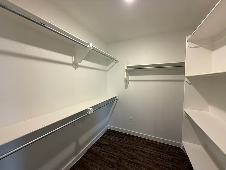 2911 Abbeville Ave — Photo 26