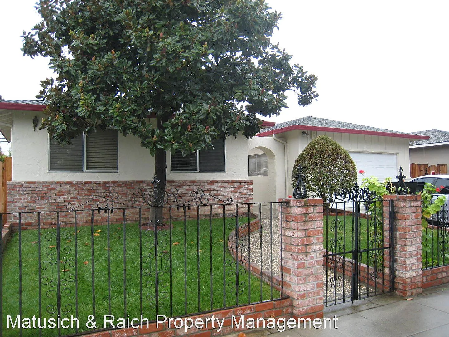 6343 Vegas Dr photo 1