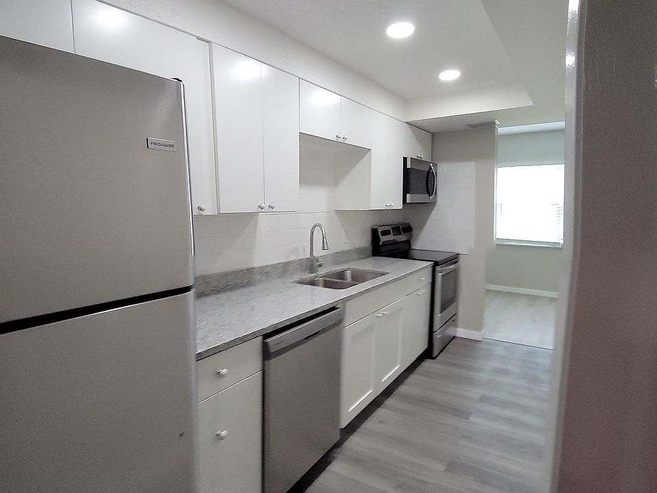 1st image of 5060 76th Ave N APT 104