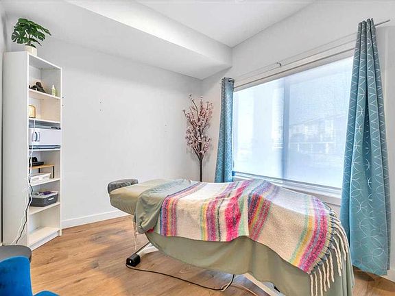 4th image of 280 N Chelsea Rd #1001